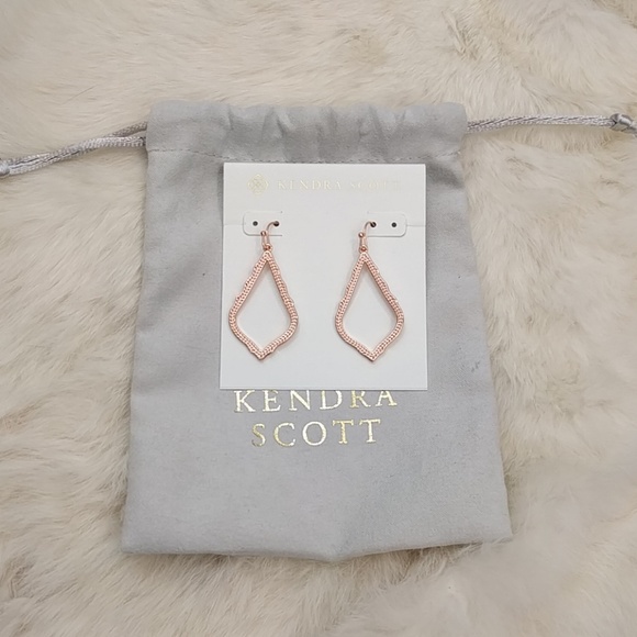 Sophia Drop Earrings In Rose Gold - Picture 2 of 6